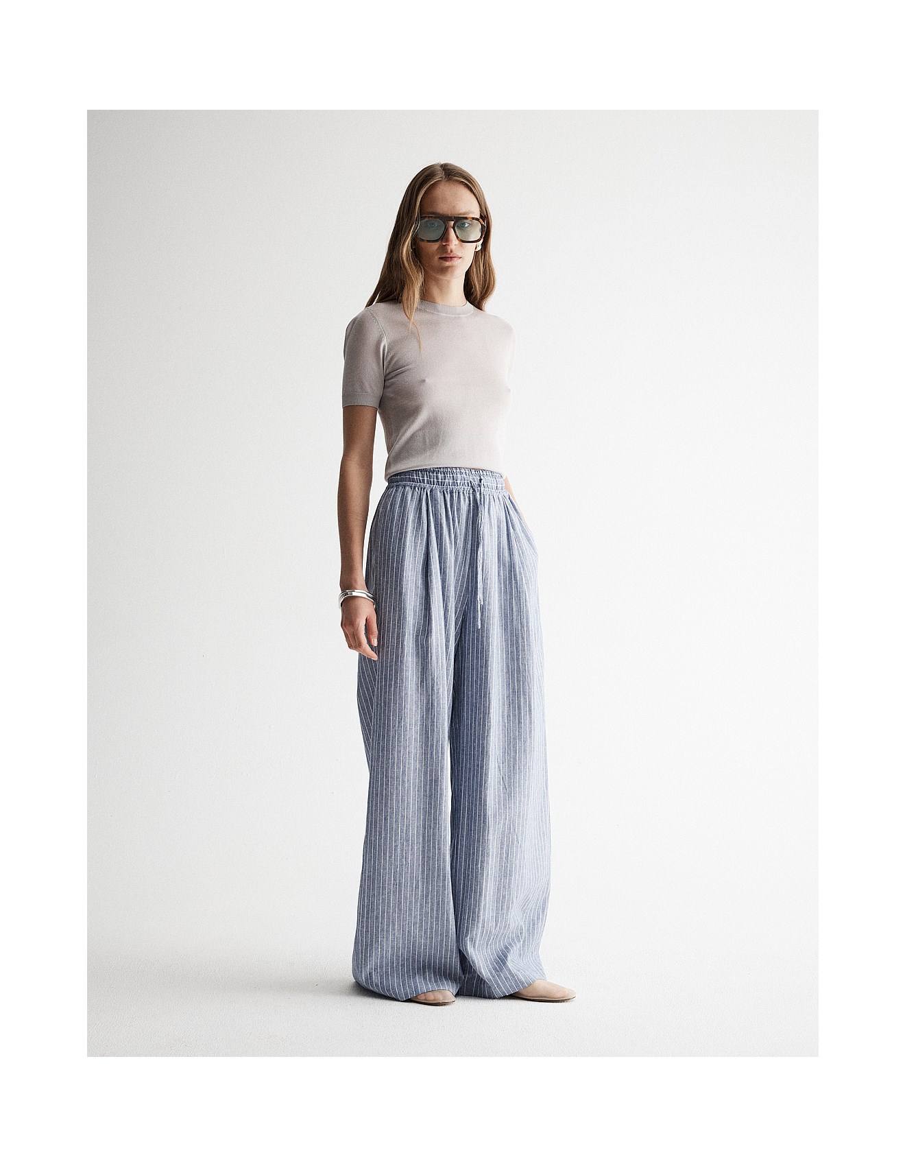 激レア⭐️BELVET Striped Tucked Slacks グレー　L Elka Collective Venice Pant | David Jones
