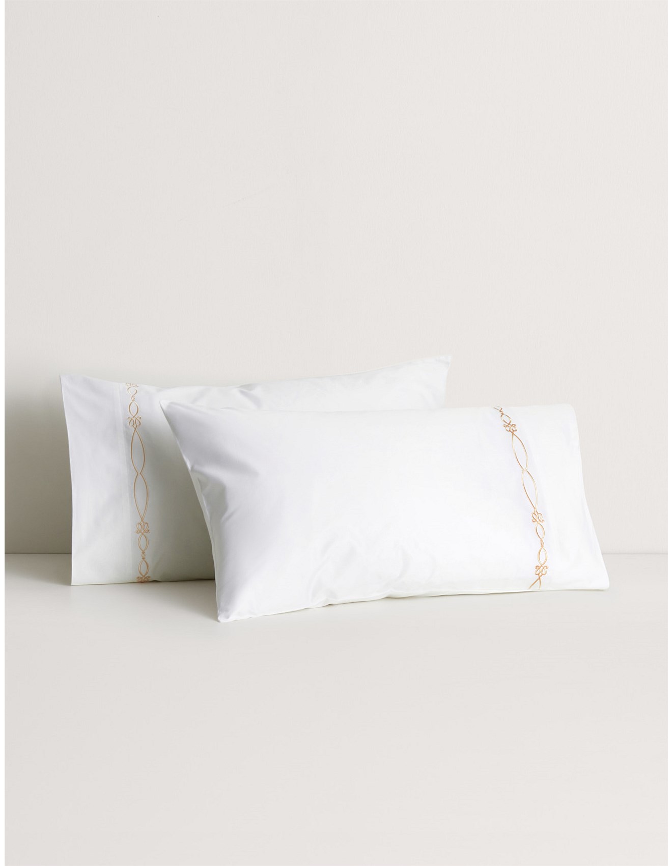 Sheridan Palais Trellis Standard Pillowcase Pair In Snow/almond David