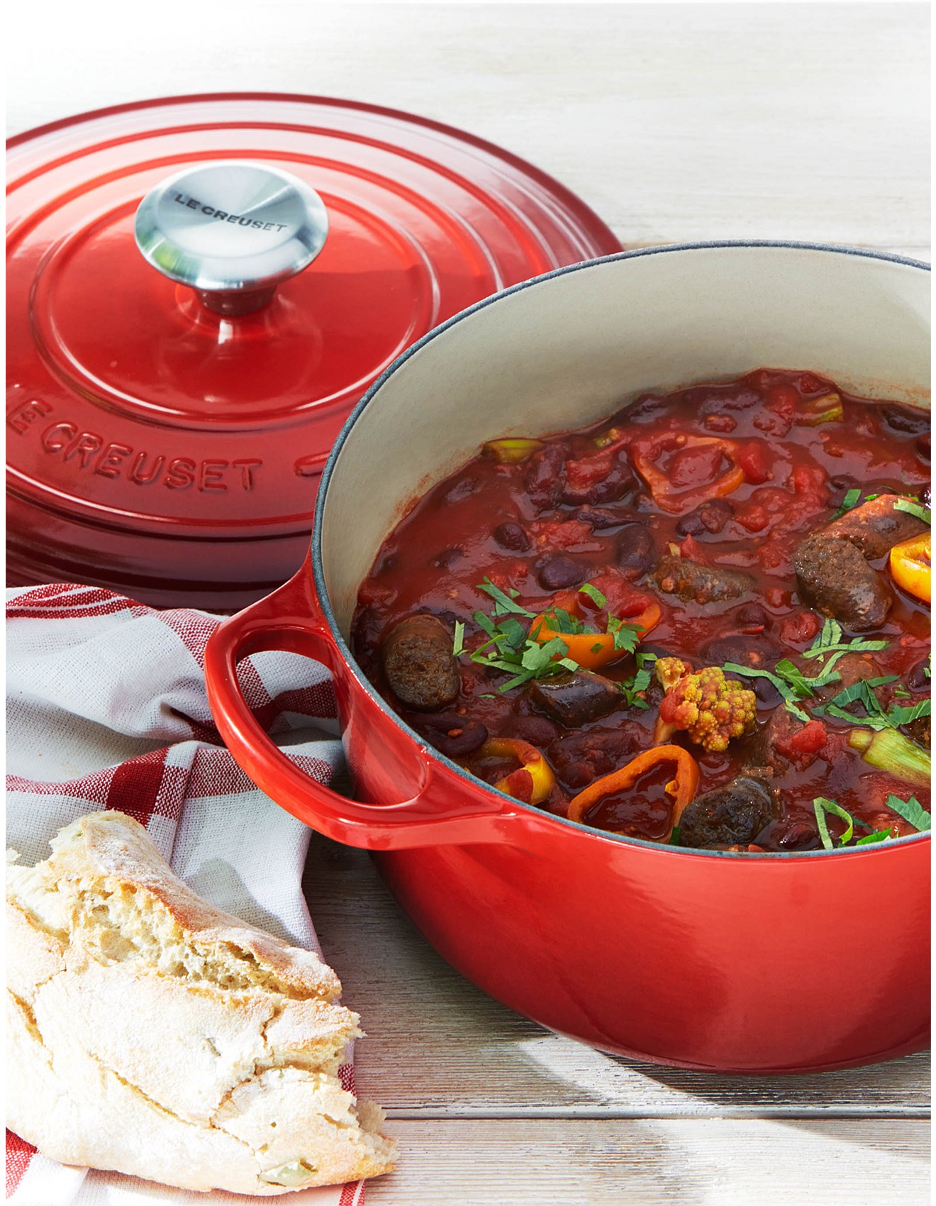Le Creuset Cast Iron Round Casserole Cerise Red 24cm 4.2l | David