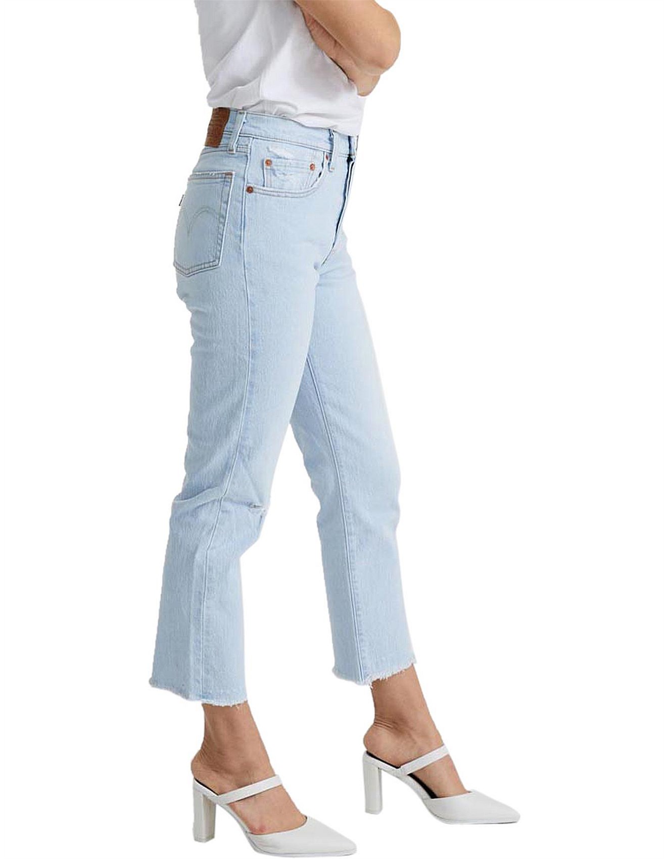 cropped levis 501