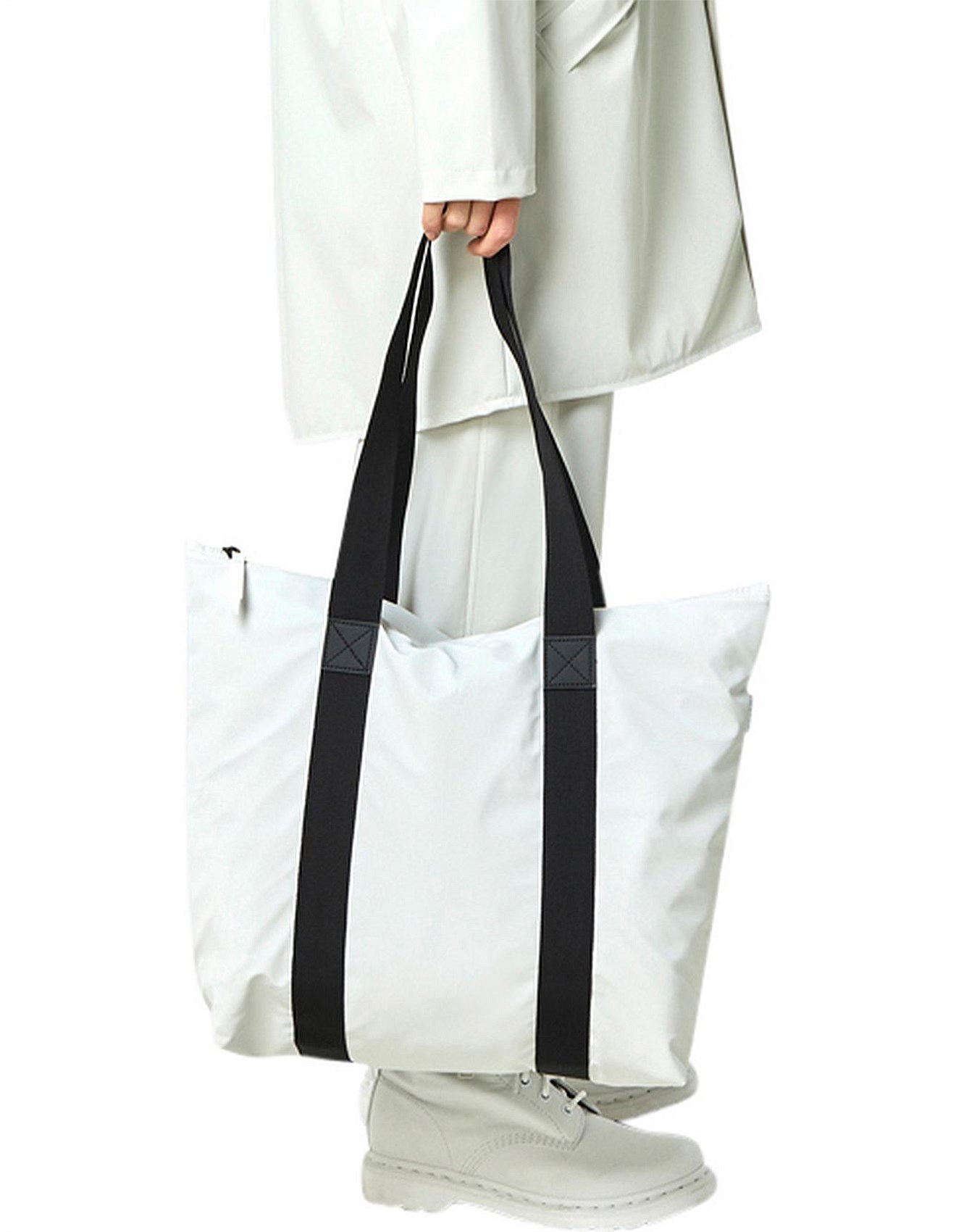 rains tote