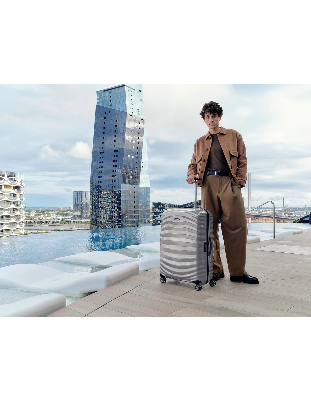 Samsonite Lite-shock Sport Ultra-light Suitcase 81cm Silver