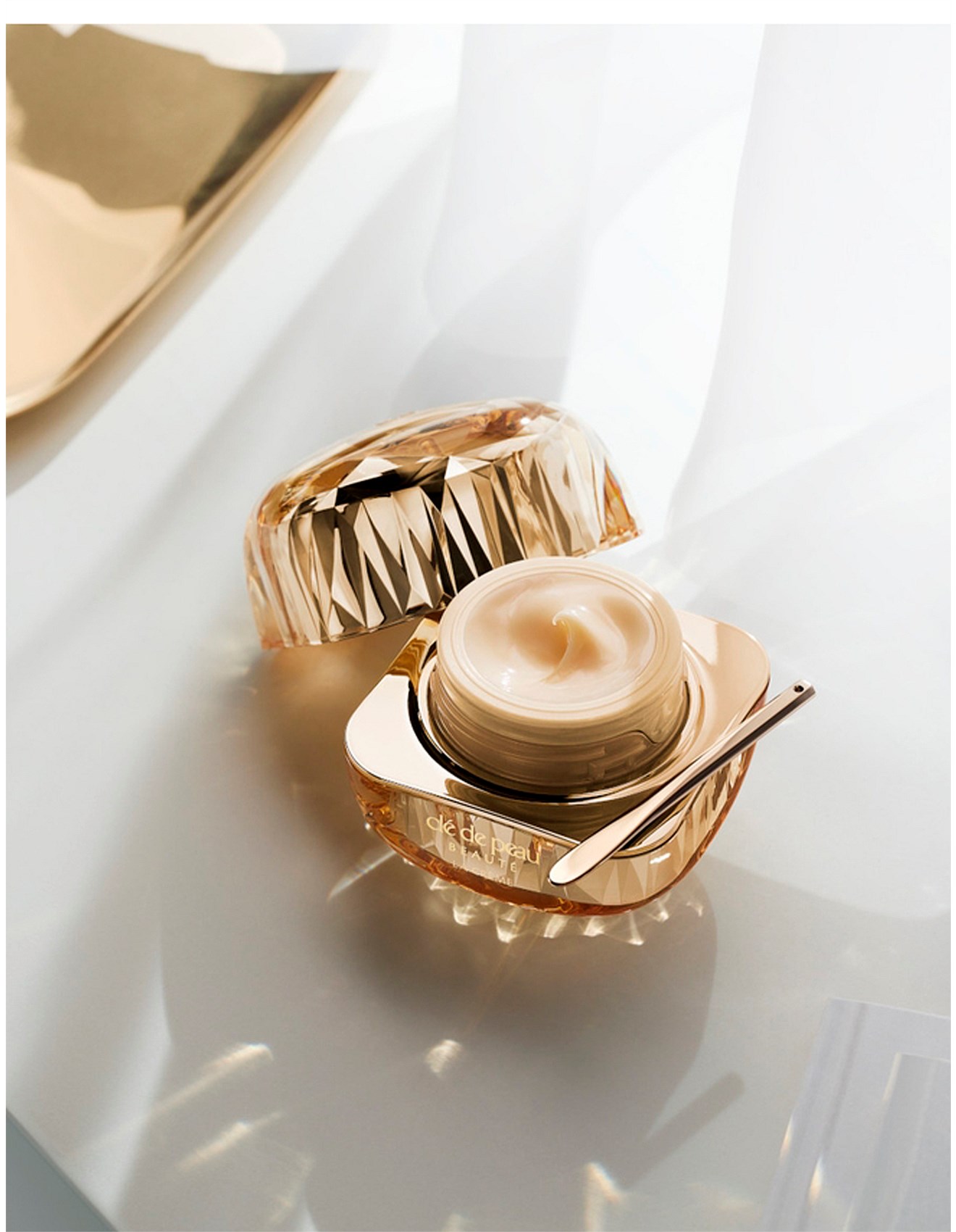 clé de peau BEAUTÉ LA CRÈME 専用ボックス付き ラ・クレーム