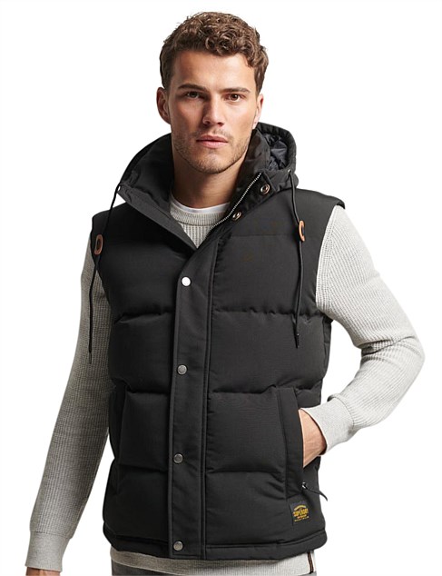 Mens Everest Hooded Puffer Gilet In JET BLACK | US - Foto 3