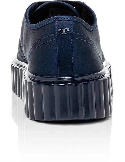 tory burch scallop sneaker